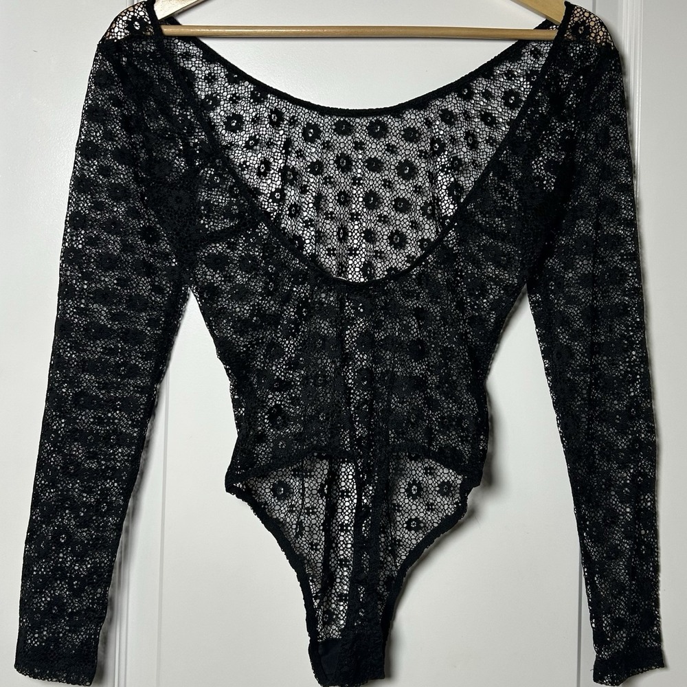 Victoria's Secret Black Sheer Floral Lace Long Sleeve Open Back Thong Bodysuit - Picture 2 of 2